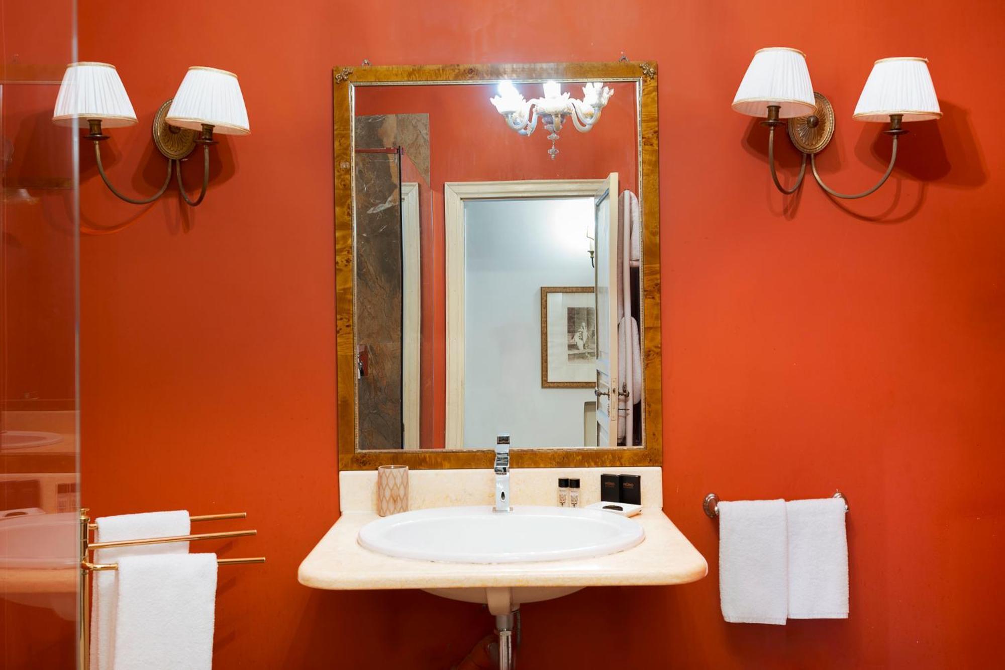 ホテル Palazzo Arone Dei Baroni Di Valentino パレルモ 部屋 写真